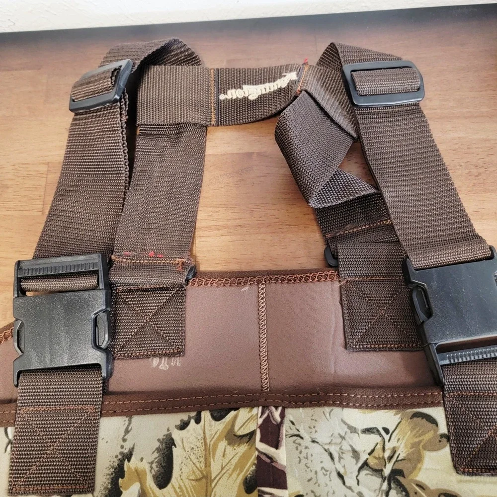 Remington Advantage Camo Neoprene Chest Waders Men's Medium Bootfoot Hunting